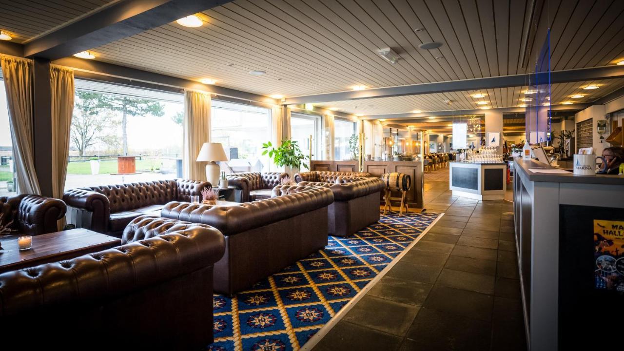גרנה Hotel/ Apartments Marina מראה חיצוני תמונה