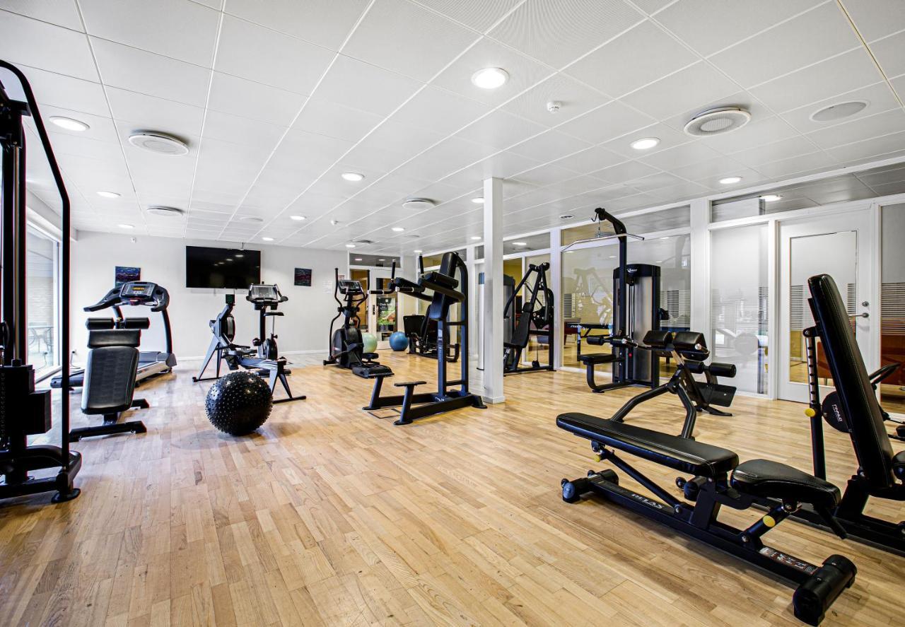 גרנה Hotel/ Apartments Marina מראה חיצוני תמונה